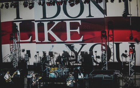 「感覚ピエロ 47都道府県ツアー2018『KKP TOUR またイかせてもらいます!! 47都道府県全国津々ムラ×2!! デリバリー感覚ピエロ!!～チェンジだなんて言わせない～』」大阪・なんばHatch公演の様子。