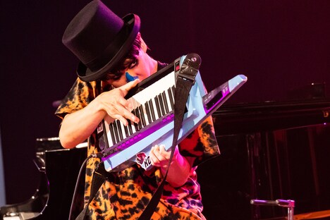 H ZETT M（Piano）（Photo by Yuta Ito）