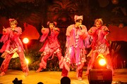 二丁目の魁カミングアウト「HARD GAY TOUR」東京・サンリオピューロランド公演の様子。（撮影：タマイシンゴ）