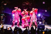 二丁目の魁カミングアウト「HARD GAY TOUR」東京・サンリオピューロランド公演の様子。（撮影：タマイシンゴ）