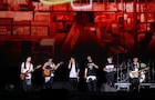 Mayday上海ライブにGLAYのTERU登場、観客と一緒に「I'm in Love」大合唱