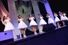 「ハコイリ▽ムスメ1stコンサート カバー公演 ～青春の音符たち～」の様子。