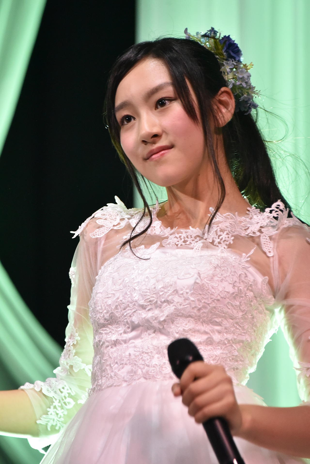 星里奈