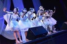 「ハコイリ▽ムスメ1stコンサート カバー公演 ～青春の音符たち～」の様子。