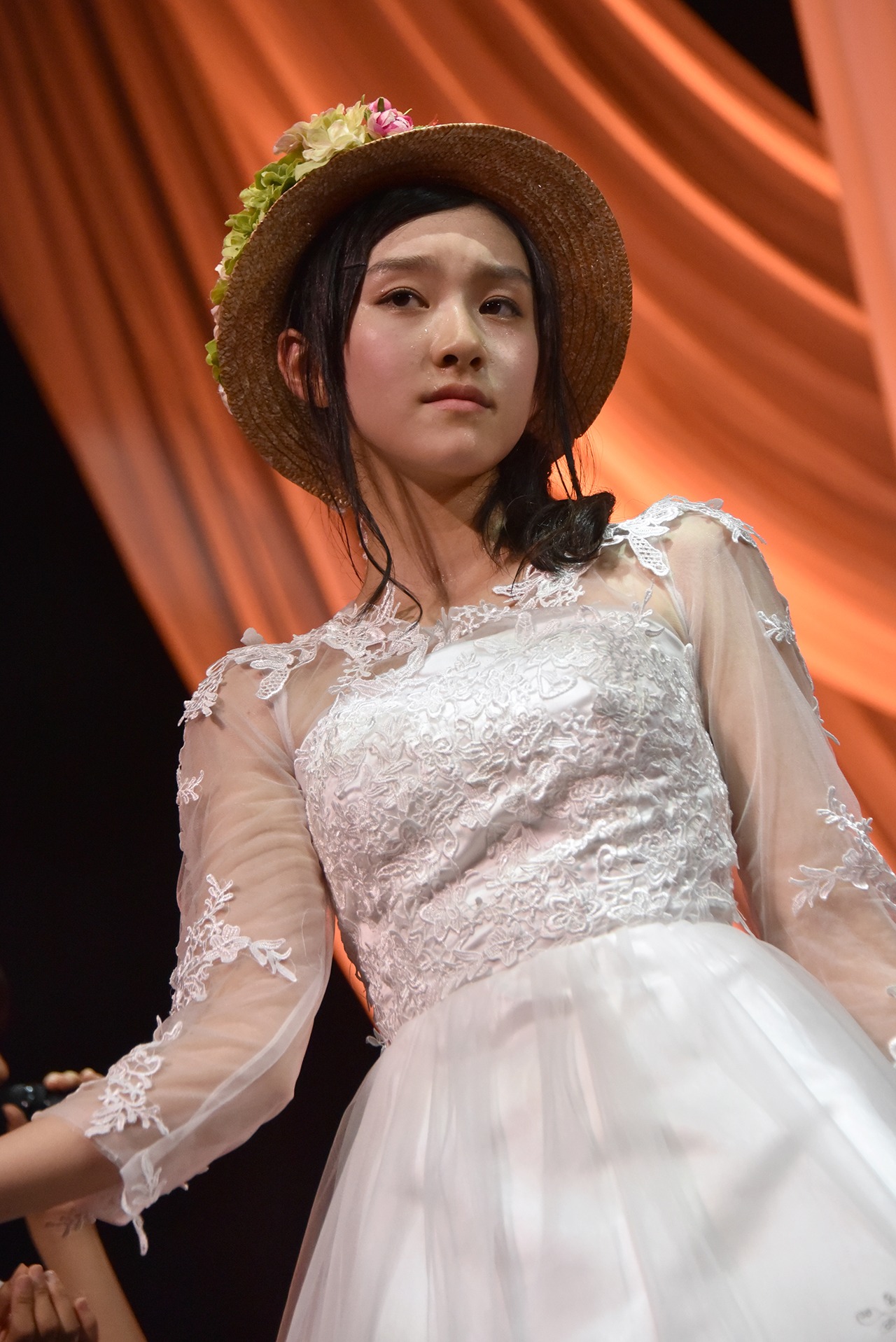 星里奈