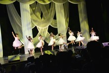 「ハコイリ▽ムスメ1stコンサート カバー公演 ～青春の音符たち～」の様子。