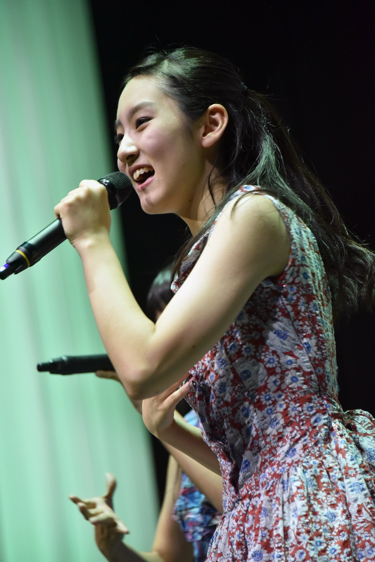 星里奈