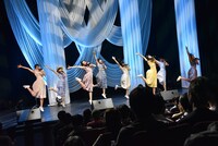 「ハコイリ▽ムスメ1stコンサート オリジナル公演～私たちの宝バコ～」の様子。