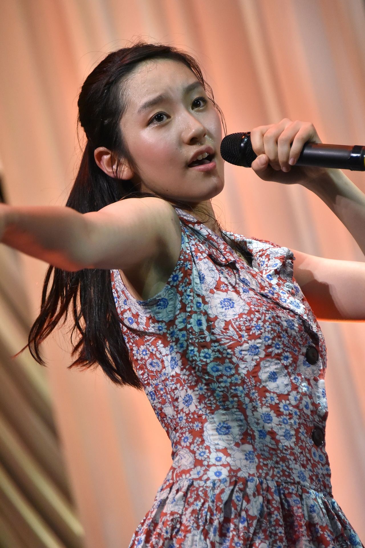 星里奈