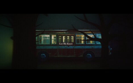 Perfume「Let Me Know」ミュージックビデオのワンシーン。