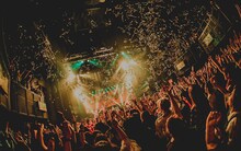 N.Flying「N.Flying ONE MAN LIVE IN JAPAN」東京・マイナビBLITZ赤坂公演の様子。（撮影：ヤマダマサヒロ）