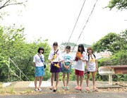 夏の装いのlyrical school。