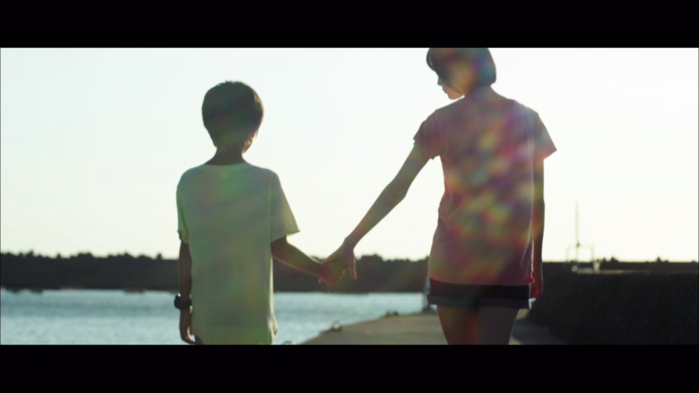 androp「Hikari」ミュージックビデオのワンシーン。