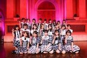 ラストアイドル「好きで好きでしょうがない」発売記念イベント 東京・ヴィーナスフォート 教会広場公演の様子。