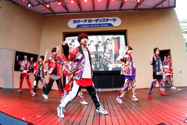 SUPER★DRAGON、ラクーアで圧巻パフォーマンス!新曲披露に2000人熱狂