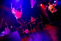 植田真梨恵「indies 10th ANNIVERSARY LIVE 『loadSTAR』」の様子。（撮影：竹谷さくら）