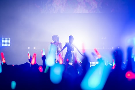 ここなつ「EDP presents ここなつワンマンライブ2018 ～ミライコウシン～」の様子。（撮影：星野耕作、井上演）