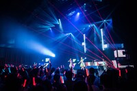 ここなつ「EDP presents ここなつワンマンライブ2018 ～ミライコウシン～」の様子。（撮影：星野耕作、井上演）