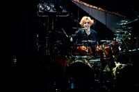 淳士（Dr / SIAM SHADE、BULL ZEICHEN 88）（撮影：小松陽祐［ODD JOB］、加藤千絵）