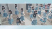 乃木坂46「空扉」ミュージックビデオのワンシーン。