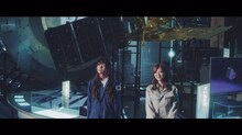 乃木坂46「空扉」ミュージックビデオのワンシーン。