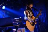 「眉村ちあき 2nd ワンマンライブ～SOLD OUT 関係者席ありません～」の様子。
