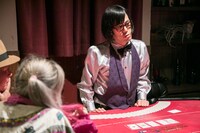 松永天馬が演じるディーラー・狩野。