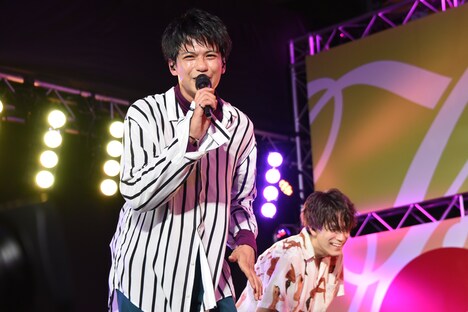 森崎ウィンと島田翼。