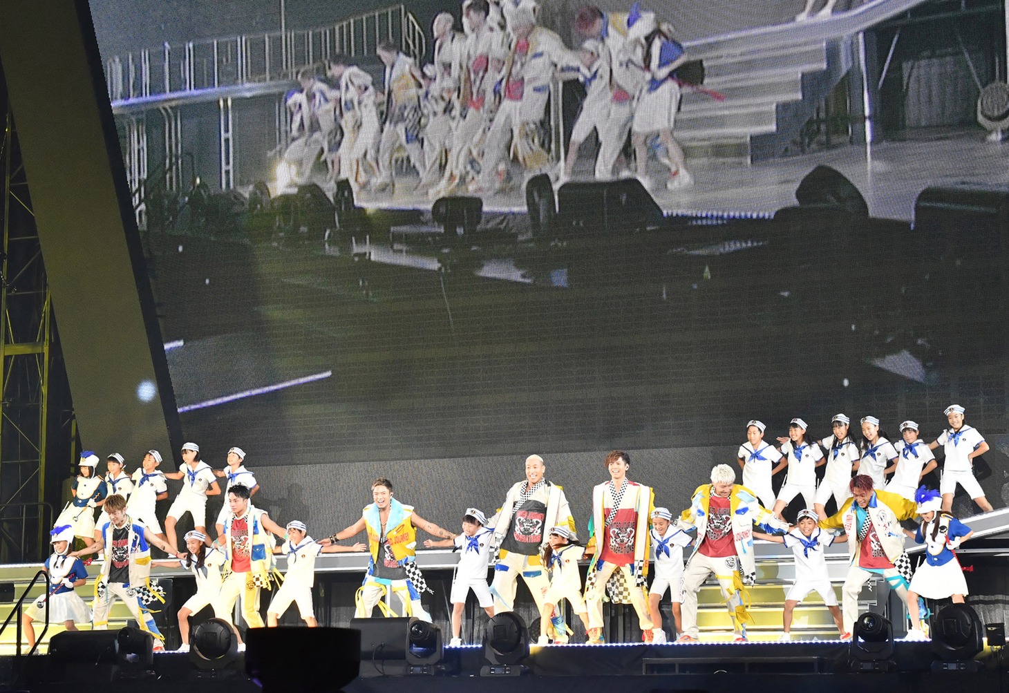 「GENERATIONS LIVE TOUR 2018 "UNITED JOURNEY"」東京・東京ドーム公演の様子。