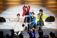 左から矢口真里、吉澤ひとみ、市井紗耶香、保田圭。（写真提供：アップフロントエージェンシー）