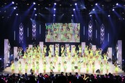 東京・中野サンプラザホールで行われた「Hello! Project 20th Anniversary!! Hello! Project 2018 SUMMER ~ALL FOR ONE~」の様子。(写真提供:アップフロントエージェンシー)
