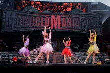 ももいろクローバーZ「MomocloMania2018 -Road to 2020-」8月5日公演の様子。（Photo by HAJIME KAMIIISAKA＋Z）