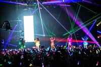 「CY8ER 4th one-man live "SOUND OF ME"」の様子。（撮影：ハライタチ）