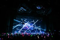 「CY8ER 4th one-man live "SOUND OF ME"」の様子。（撮影：ハライタチ）