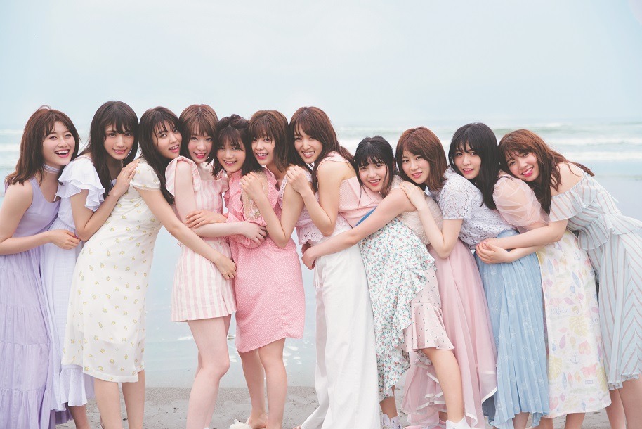「欅坂46 PERFECT BOOK」誌面カット。