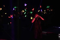 センラ（撮影：小松陽祐［ODD JOB］、加藤千絵［CAPS］）