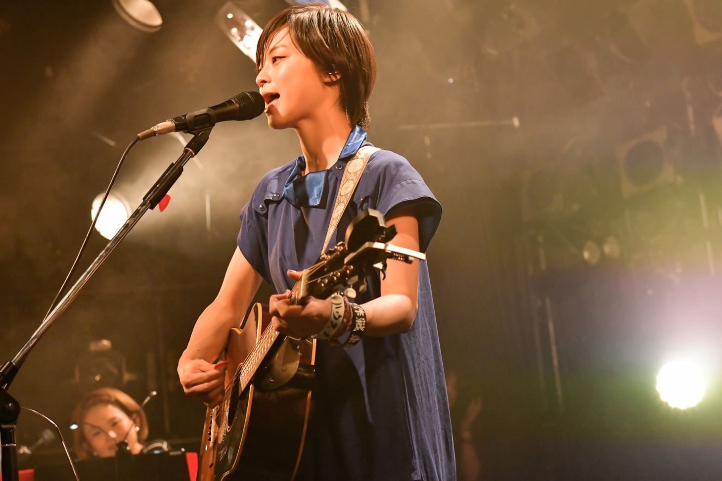 「片平里菜 渋谷クアトロワンマン2days『夏の夜』」の様子。（撮影：古溪一道）