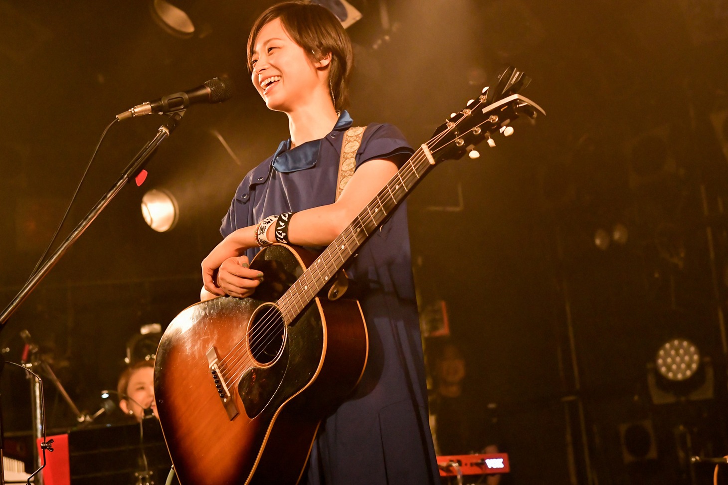 「片平里菜 渋谷クアトロワンマン2days『夏の夜』」の様子。（撮影：古溪一道）