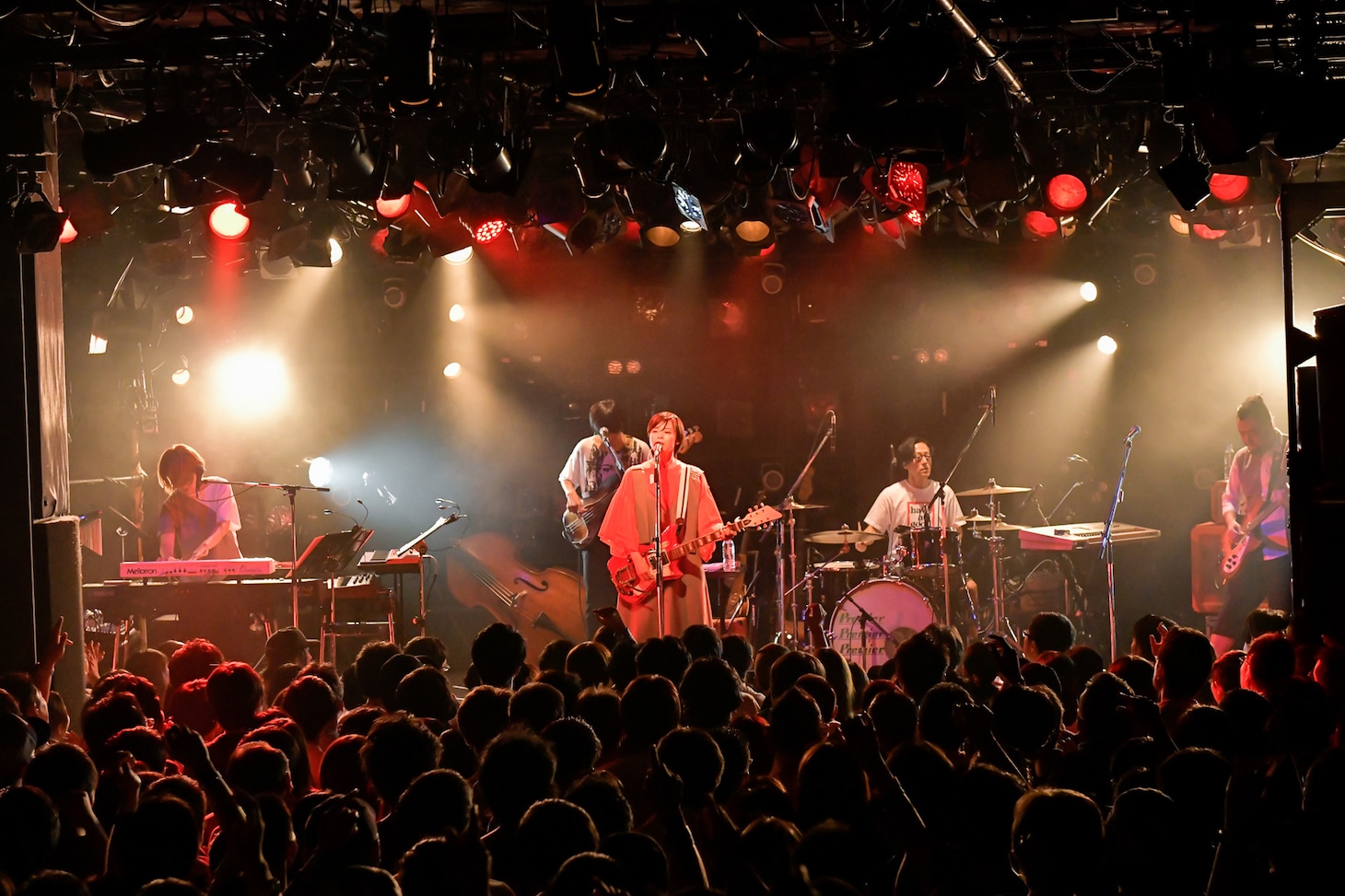 「片平里菜 渋谷クアトロワンマン2days『泣き晴らした朝に』」の様子。（撮影：古溪一道）