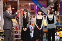 ヒロミとPerfume。(c)日本テレビ