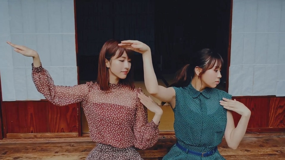 欅坂46「302号室」ミュージックビデオのワンシーン。