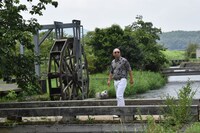 緑川周辺を散策するRG。