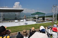 佐野元春「SOMEDAY」に乗せて阿蘇のあるあるを歌うRG。