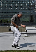 「ONLY YOU」を演奏する布袋寅泰（G）を再現したRG。