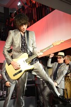 東京スカパラダイスオーケストラの「Ginza Sony Park」オープニングライブの様子。