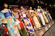 はちみつロケット「花火と漫画とチョコと雨」リリース記念イベントの様子。