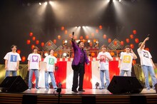 コロッケ（中央）と超特急。