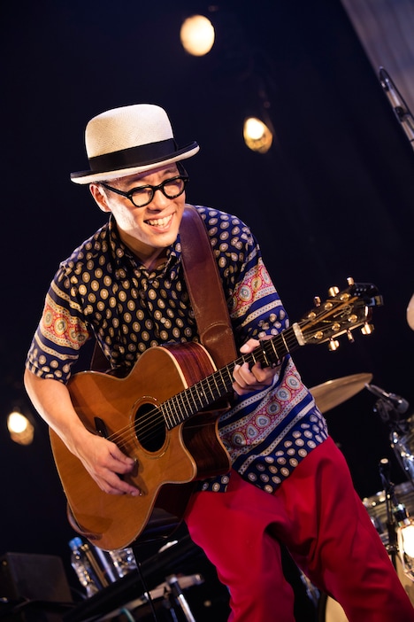 ハナレグミ「2018 ツアー ど真ん中」追加公演の様子。（撮影：田中聖太郎）