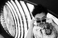 志磨遼平が撮影した前野健太。