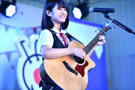 ソロアーティストとしての初舞台に立つ元アイドルネッサンス・原田珠々華。